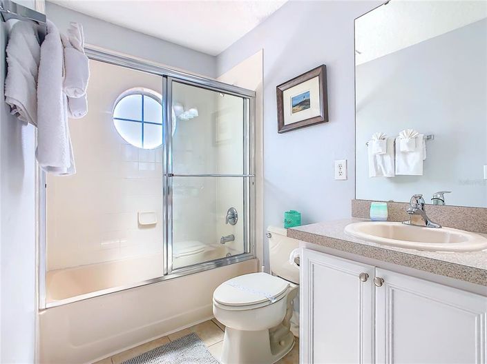 Image No.27-6 Bed House for sale