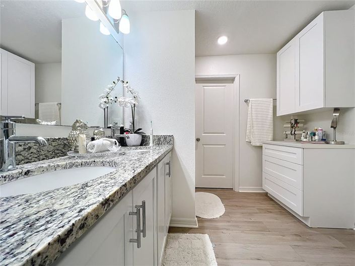 Image No.16-4 Bed House for sale