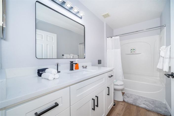 Image No.41-6 Bed House for sale