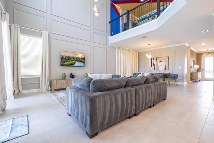 Image No.2-5 Bed Property for sale