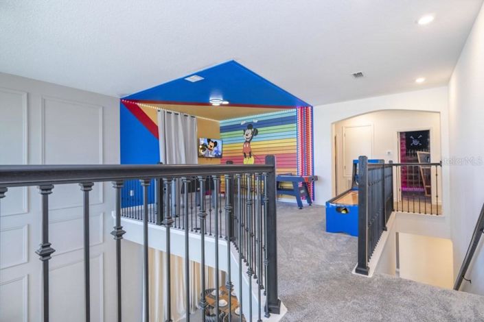 Image No.20-5 Bed Property for sale