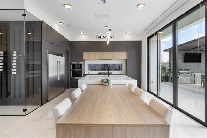 Image No.11-5 Bed House for sale