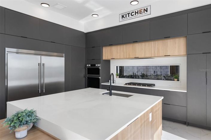 Image No.18-5 Bed House for sale