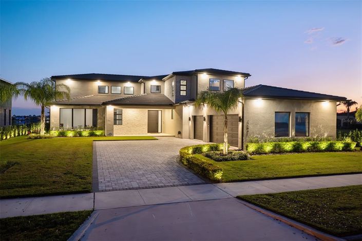 Image No.2-5 Bed House for sale