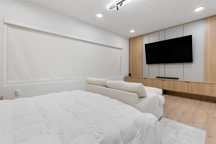 Image No.41-5 Bed House for sale