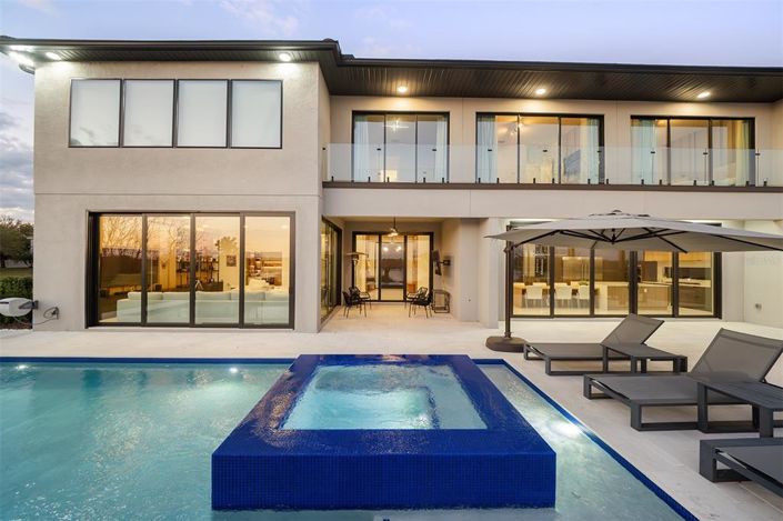 Image No.60-5 Bed House for sale