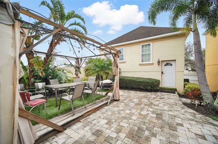 Image No.41-4 Bed House for sale