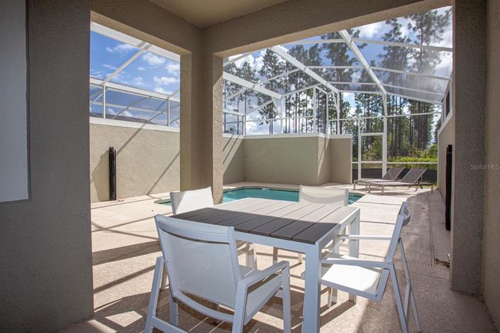 Image No.17-4 Bed Townhouse for sale