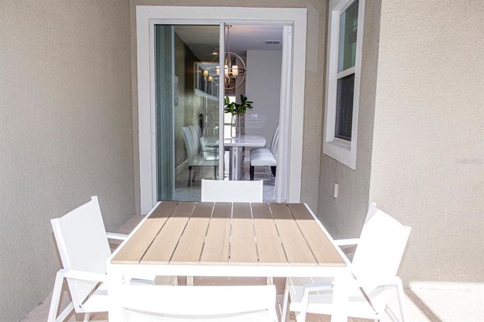 Image No.18-4 Bed Townhouse for sale