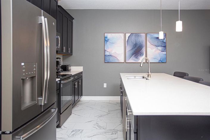 Image No.4-4 Bed Townhouse for sale