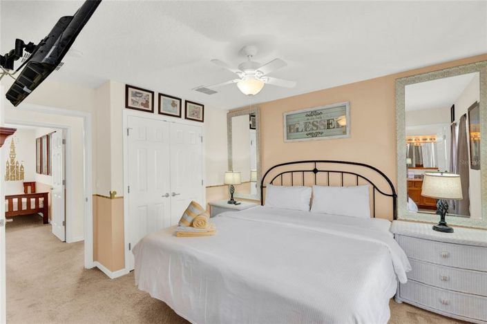 Image No.17-3 Bed Townhouse for sale