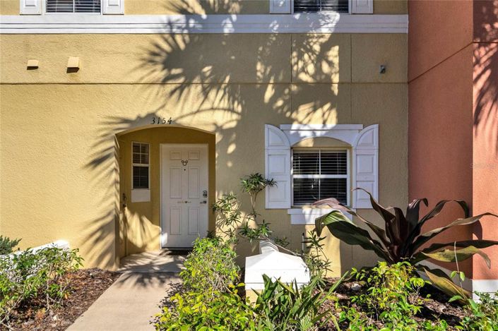 Image No.30-3 Bed Townhouse for sale