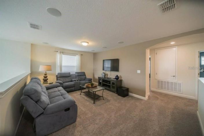 Image No.17-5 Bed House for sale