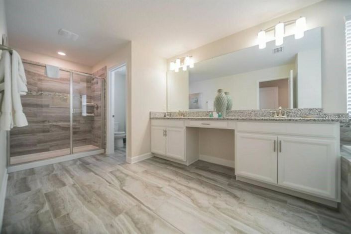 Image No.23-5 Bed House for sale