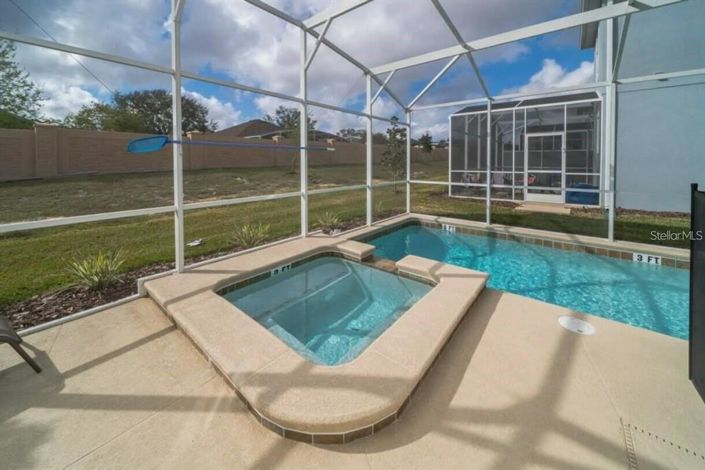 Image No.28-5 Bed House for sale