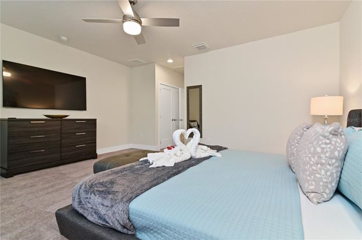 Image No.29-4 Bed Townhouse for sale