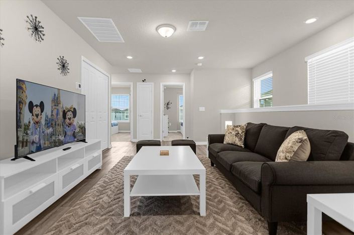 Image No.3-5 Bed Townhouse for sale