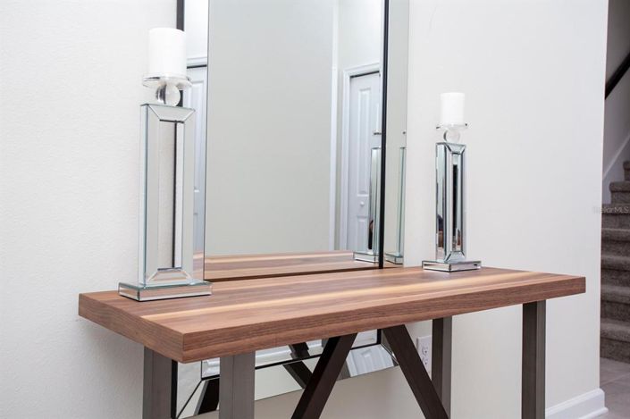 Image No.2-5 Bed Property for sale