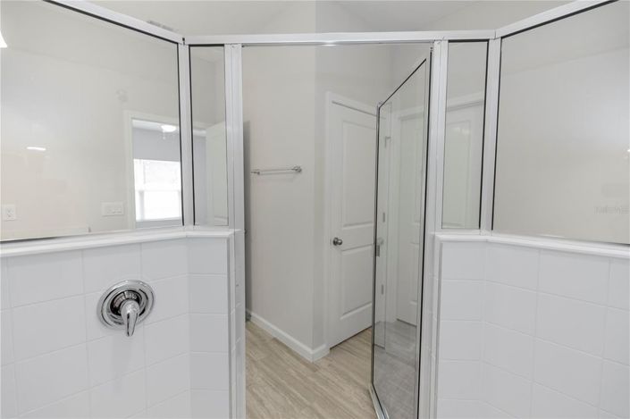 Image No.29-4 Bed House for sale