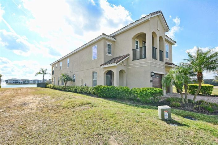 Image No.3-5 Bed House for sale