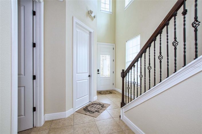 Image No.5-5 Bed House for sale