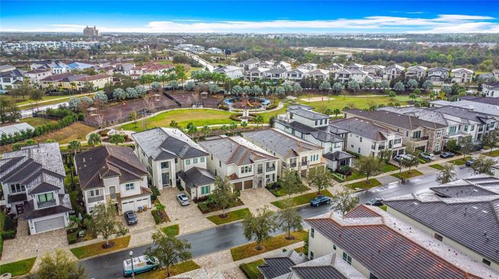 Image No.10-6 Bed House for sale