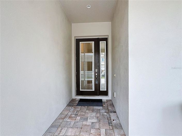 Image No.13-6 Bed House for sale