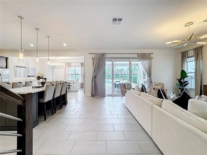 Image No.29-6 Bed House for sale