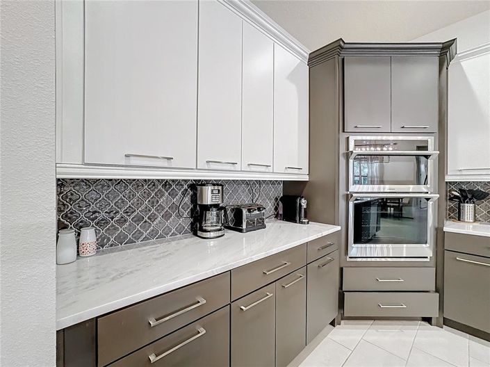 Image No.32-6 Bed House for sale