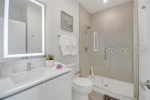 Image No.10-4 Bed Townhouse for sale