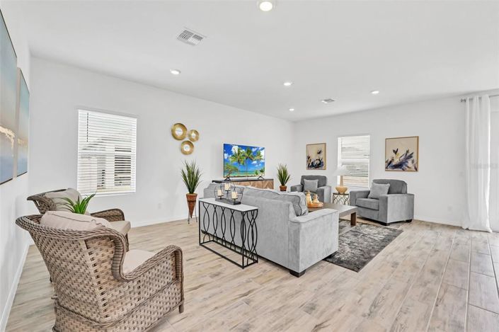 Image No.14-4 Bed Property for sale