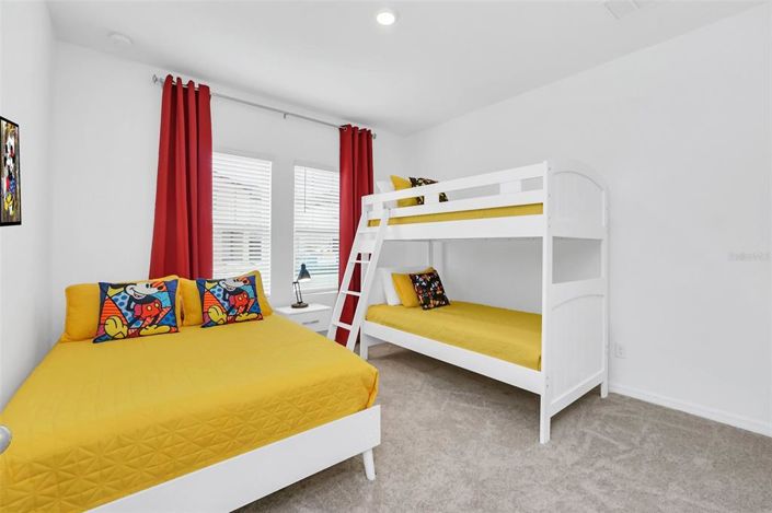 Image No.26-4 Bed House for sale