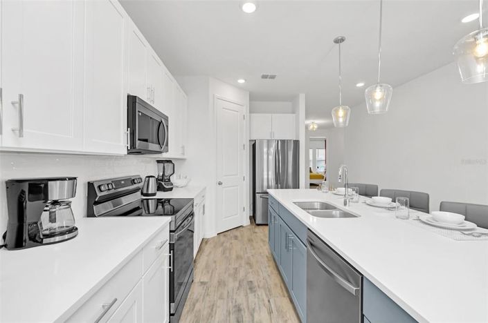 Image No.8-4 Bed House for sale