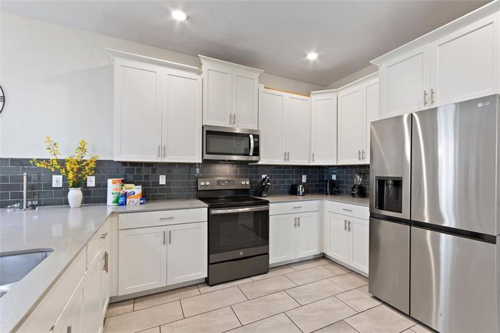 Image No.16-8 Bed House for sale