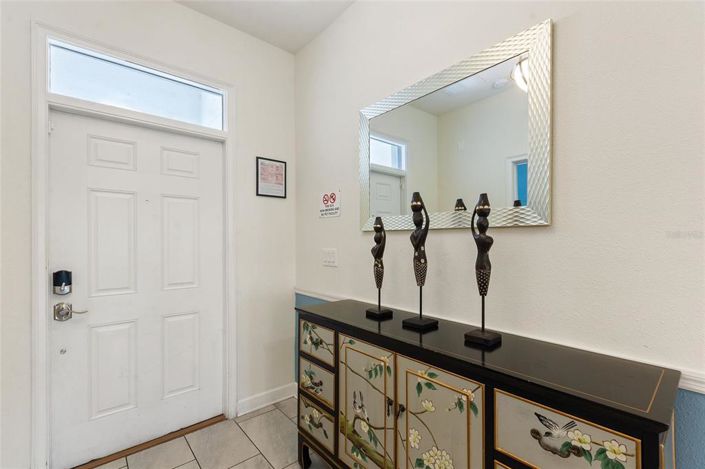 Image No.4-8 Bed House for sale