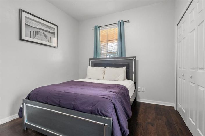 Image No.15-3 Bed Townhouse for sale