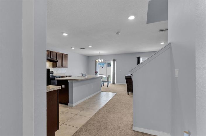 Image No.8-5 Bed Property for sale