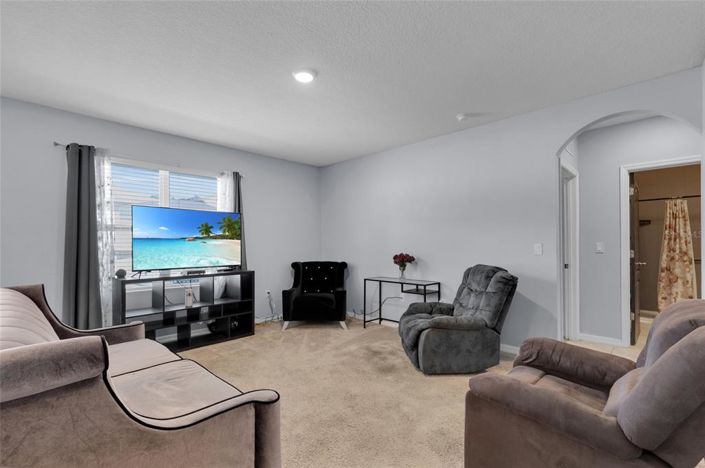 Image No.9-5 Bed Property for sale