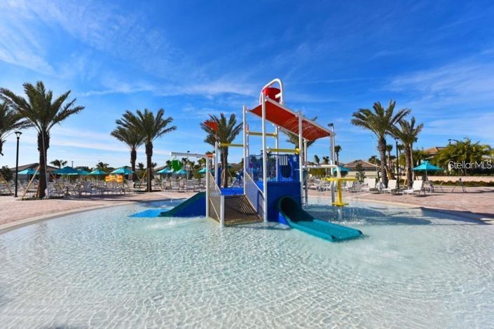 Image No.5-8 Bed House for sale