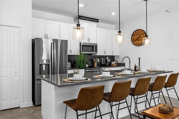 Image No.4-4 Bed Townhouse for sale