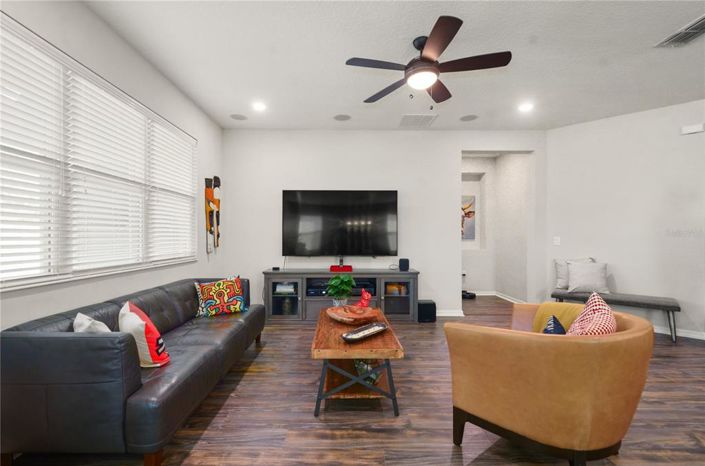 Image No.20-3 Bed House for sale