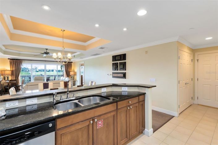 Image No.13-3 Bed Apartment for sale