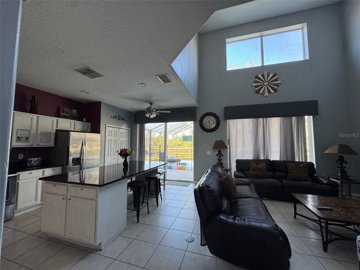 fs512282204