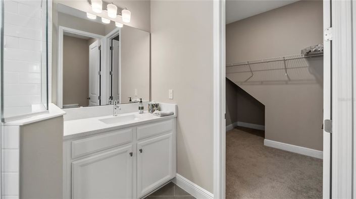 Image No.17-3 Bed House for sale