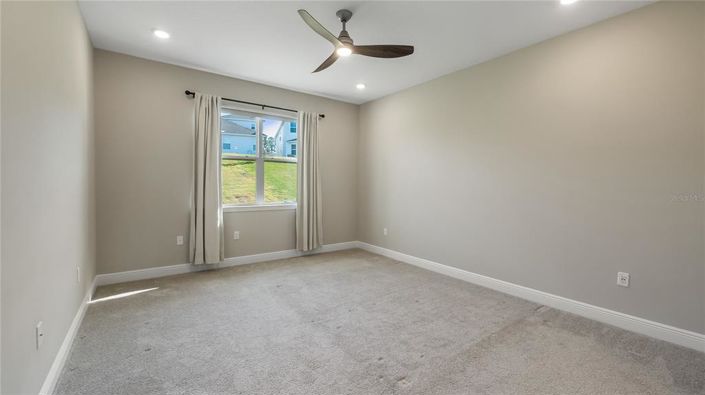 Image No.18-3 Bed House for sale