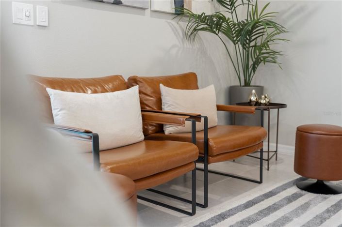 Image No.16-10 Bed Property for sale