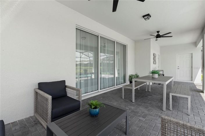 Image No.21-10 Bed Property for sale