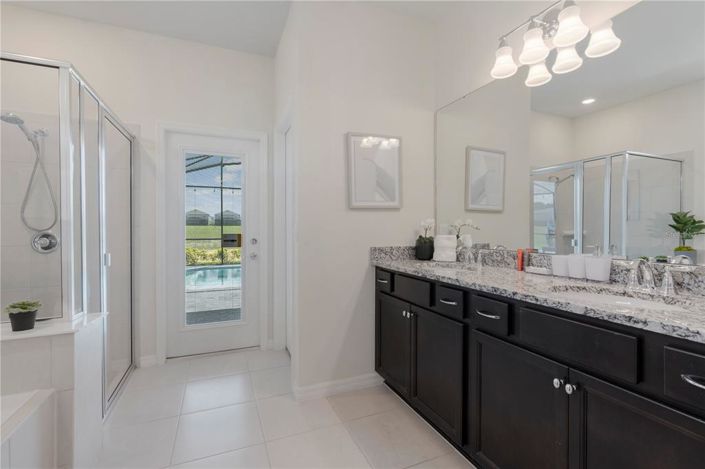 Image No.31-10 Bed Property for sale