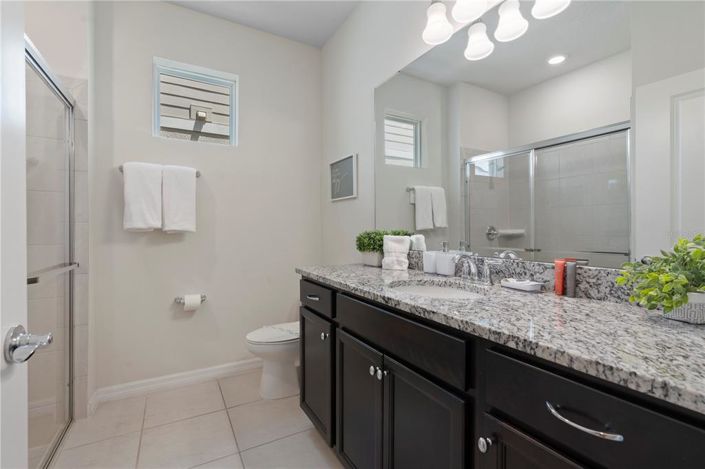 Image No.32-10 Bed Property for sale