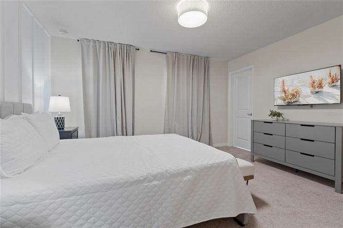 Image No.44-10 Bed Property for sale